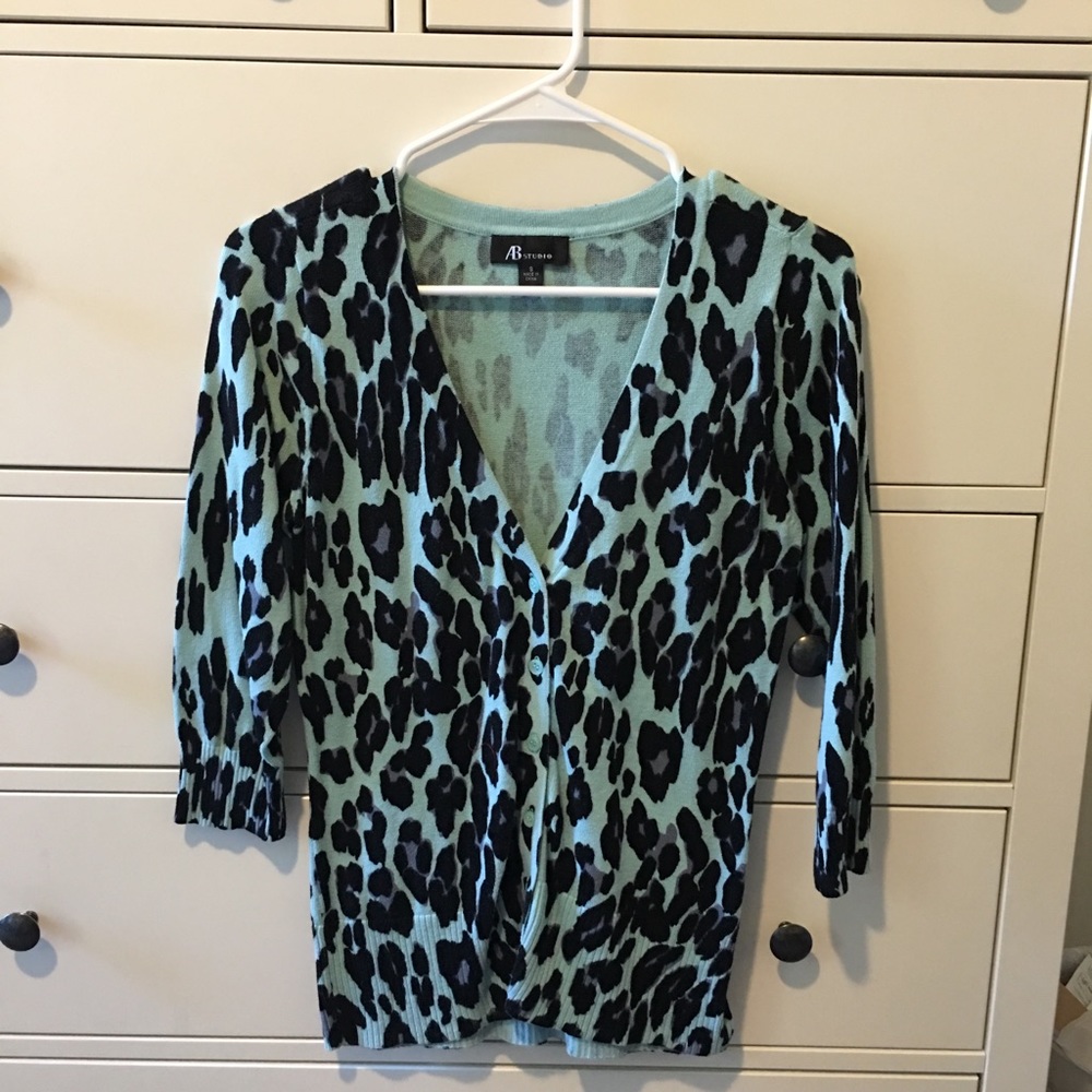 Size small cheetah print ladies cardigan